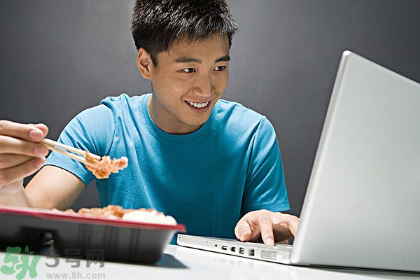 叫外賣吃對身體好嗎？吃外賣的危害與壞處