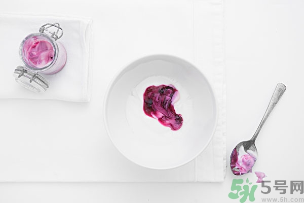 火龍果和酸奶能一起吃嗎？火龍果和酸奶混合吃有什么作用？