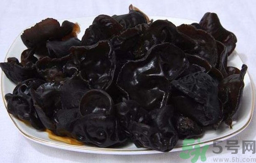 木耳泡了兩天還能吃嗎?木耳泡多長時間最好 木耳泡了兩天還能吃嗎?木耳泡多長時間最好
