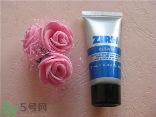 ZIRH仕顏果酸潔顏啫喱使用方法？仕顏果酸潔顏啫喱使用心得