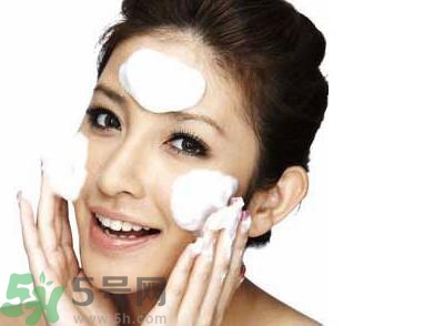 卸妝重要嗎？如何正確的卸妝？