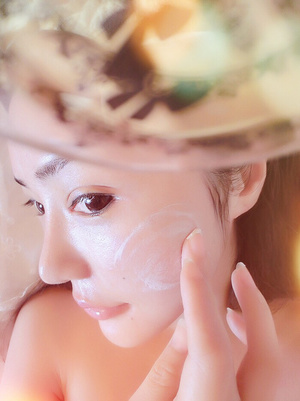 蘭研嫩膚膏效果好不好？蘭研嫩膚膏有激素副作用嗎？