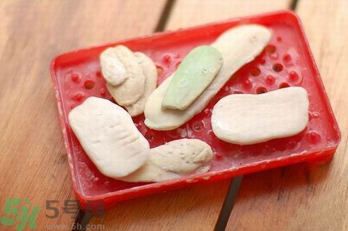 過期的肥皂有什么用?過期的肥皂可以做什么? 過期的肥皂有什么用?過期的肥皂可以做什么?