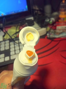 納諾神蜂牙膏好不好?納諾神蜂兒童藥膏試用 納諾神蜂牙膏好不好?納諾神蜂兒童藥膏試用