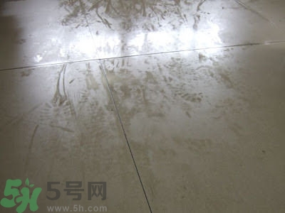 房間潮濕怎么辦？房間潮濕如何解決？