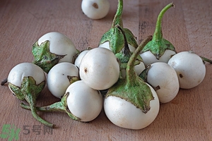 白茄子能治雀斑嗎？白茄子可以祛斑嗎？