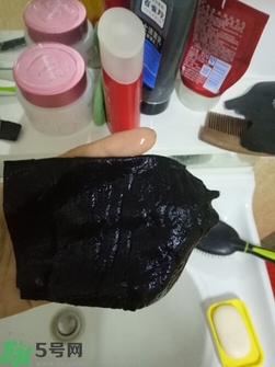 歐尚坊黑面膜怎么樣？歐尚坊黑蒜竹炭蠶絲面膜好用嗎？