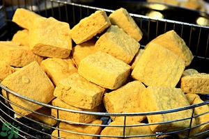 臭豆腐能帶上飛機(jī)嗎？坐飛機(jī)能帶臭豆腐嗎？