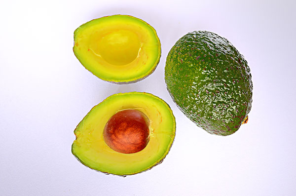 牛油果樹幾年能結出果？牛油果樹幾年長果子？