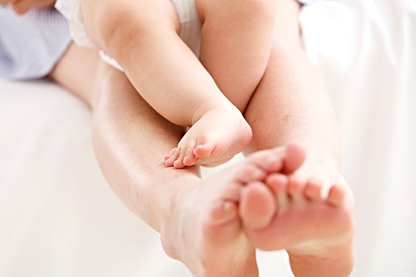 寶寶腳脫皮怎么辦？寶寶腳脫皮如何治療？