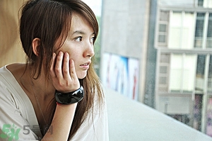 高冷是什么意思？別人說我高冷怎么辦？