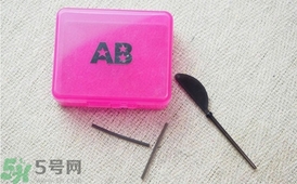 單眼皮怎么變雙眼皮了？單眼皮上面有一條線