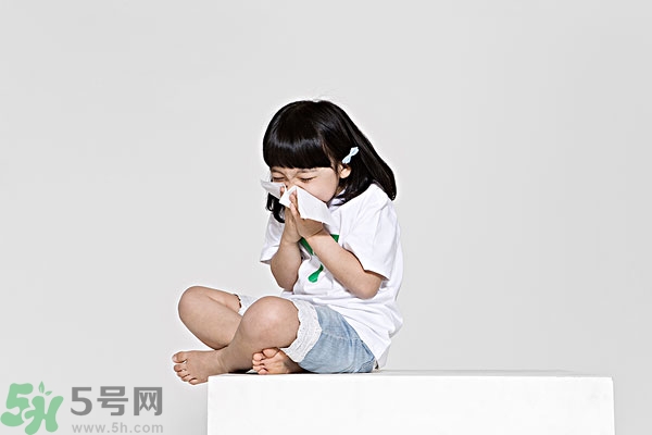 打噴嚏真的是有人在想你嗎？打噴嚏是有人罵你嗎？