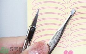 單眼皮怎么變雙眼皮了？單眼皮上面有一條線