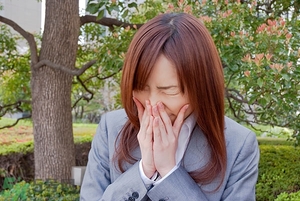 打噴嚏真的是有人在想你嗎？打噴嚏是有人罵你嗎？