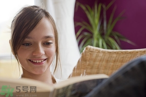 13歲女生胸部發(fā)育了正常嗎？13歲女生胸部發(fā)育要注意什么？