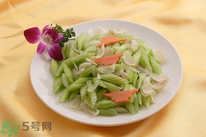 芹菜對(duì)胃好嗎？芹菜對(duì)胃病的作用？