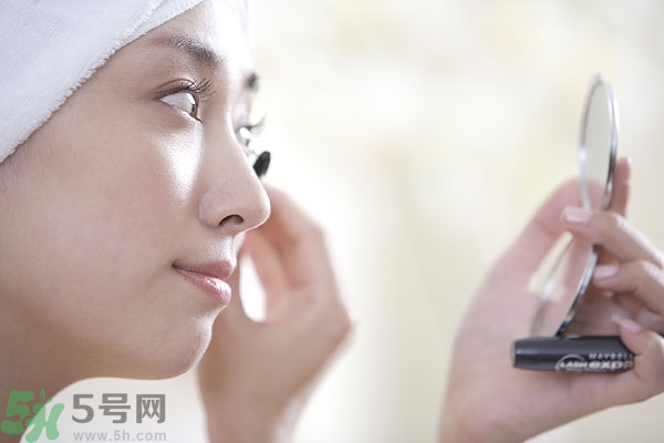 熬夜流鼻血是怎么回事？熬夜流鼻血怎么辦？