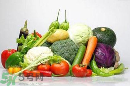 被洪水淹過(guò)的菜可以吃嗎？被洪水淹過(guò)的菜吃了對(duì)身體有害嗎？