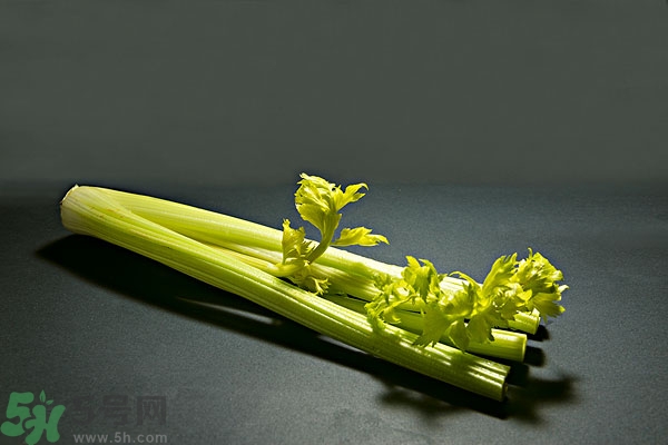 芹菜對心臟好嗎？吃芹菜對心臟有什么影響？