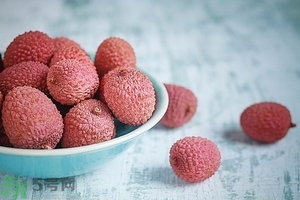 荔枝吃多了會(huì)上火嗎?怎么吃荔枝不上火？