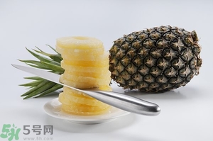 早上起來吃菠蘿好嗎？早餐吃菠蘿好嗎？