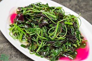 莧菜吃多了有什么壞處？莧菜吃多了大便紅色好嗎？