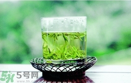 喝蓮子心能減肥嗎？蓮子心泡茶喝能減肥嗎？