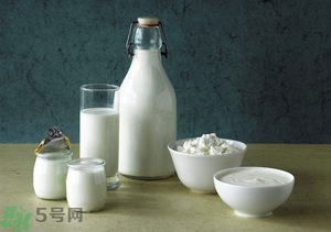 酸奶一天喝多少合適？一天喝多少酸奶最好？