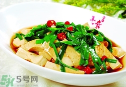 韭菜和豆腐可以一起吃嗎?韭菜和豆腐一起吃會怎么樣 韭菜和豆腐可以一起吃嗎?韭菜和豆腐一起吃會怎么樣