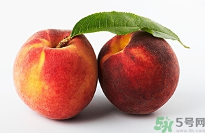 催熟的桃子怎么分辨？催熟的桃子是什么樣的