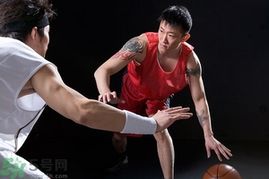 洗紋身要多久才能洗掉？洗紋身后多久能沾水？