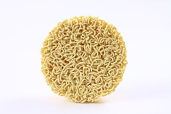 吃方便面會(huì)發(fā)胖嗎？吃方便面有什么壞處？