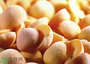 懷孕初期能吃水蜜桃嗎？孕早期吃水蜜桃好嗎？哺乳期能吃水蜜桃嗎？