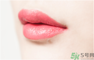 怎么選擇適合自己的口紅顏色？口紅顏色怎么選？