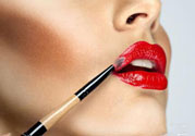 皮膚黑適合什么顏色的口紅？不同膚色怎么挑選口紅？