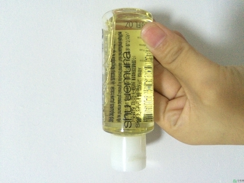 植村秀卸妝油怎么用?植村秀卸妝油使用方法 植村秀卸妝油怎么用?植村秀卸妝油使用方法