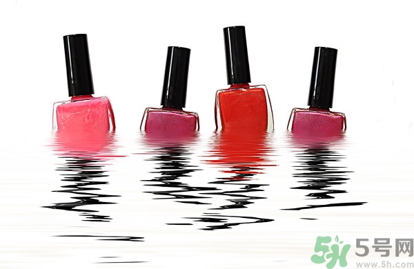 指甲油會(huì)過期嗎？指甲油過期是什么樣的？