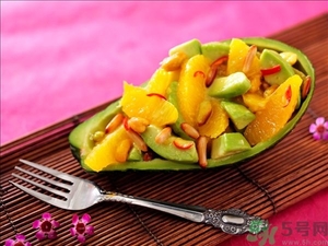 發(fā)燒能吃水蜜桃嗎？發(fā)燒吃水蜜桃好嗎？