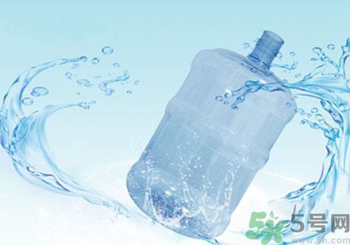 礦泉水和純凈水的區(qū)別是什么？礦泉水和純凈水哪個好？