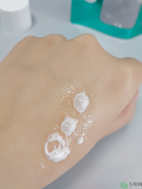 高絲fasio舒涼防曬噴霧怎么樣？fasio舒涼防曬噴霧好用嗎？