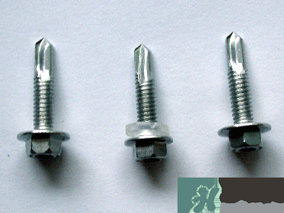 指甲油能補(bǔ)車漆嗎？怎么用指甲油補(bǔ)車漆？