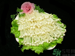 寶寶可以吃金針菇嗎?寶寶吃金針菇好消化嗎 寶寶可以吃金針菇嗎?寶寶吃金針菇好消化嗎