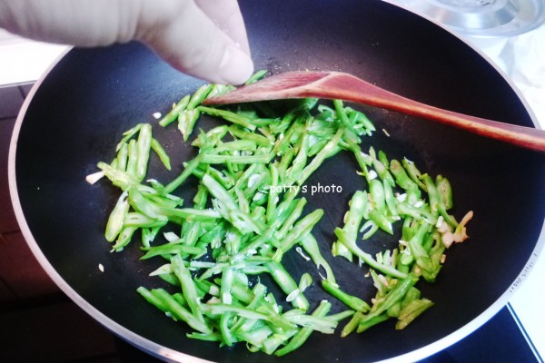 豆角隔夜還能吃嗎？隔夜的豆角能吃嗎？