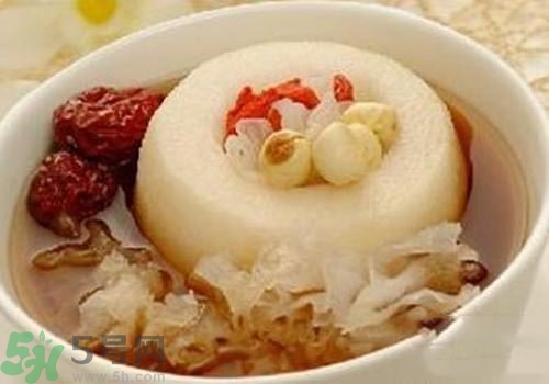 冰糖雪梨的熱量是多少？喝冰糖雪梨會胖嗎？