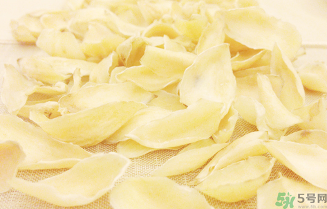 鮮百合發(fā)黑了還能吃嗎？鮮百合發(fā)霉還可以吃嗎？