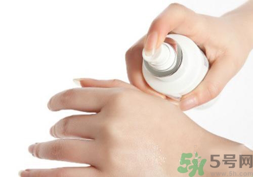 保濕噴霧有什么用？保濕噴霧的作用和功效
