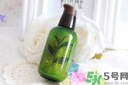 悅詩(shī)風(fēng)吟小綠瓶用法 悅詩(shī)風(fēng)吟小綠瓶怎么用？