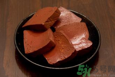 寶寶可以吃豬血嗎？寶寶多大可以吃豬血？