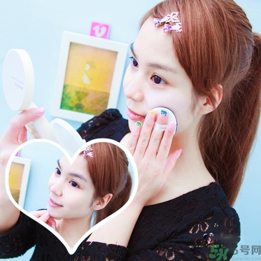 悅詩風(fēng)吟瑩潤調(diào)色氣墊隔離霜怎么用？悅詩風(fēng)吟瑩潤調(diào)色氣墊隔離霜使用方法